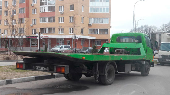 evakuatori v Симферопольском Шоссе